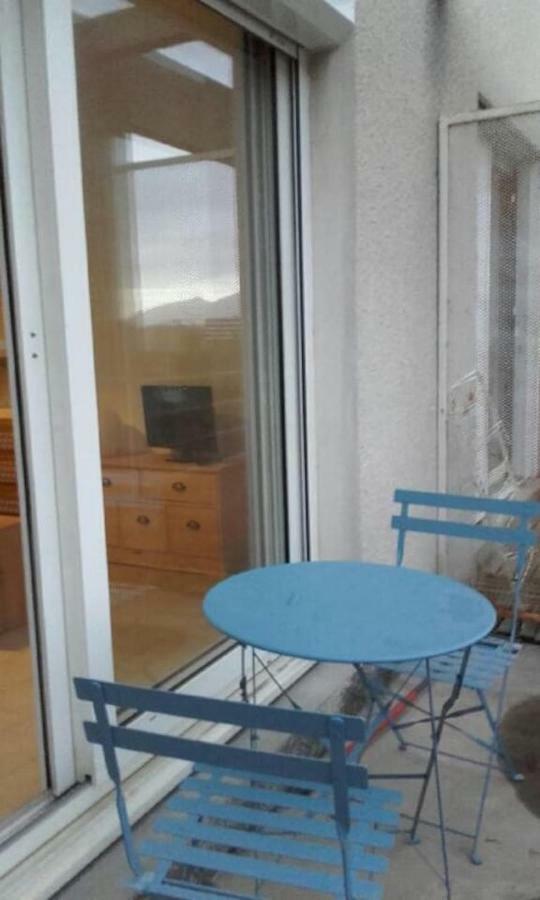Apartamento Beau studio , ensoleillé, Wifi, etage 5 ascenceur Marsella Exterior foto
