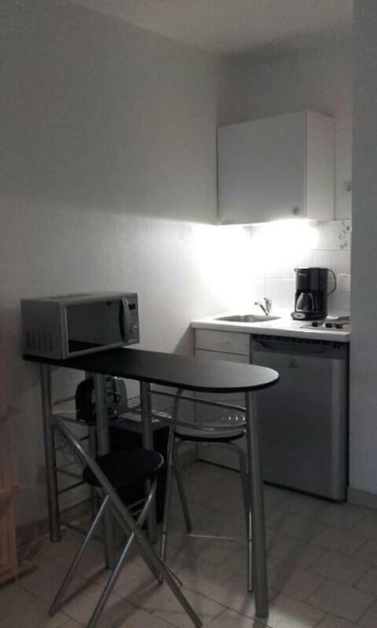 Apartamento Beau studio , ensoleillé, Wifi, etage 5 ascenceur Marsella Exterior foto