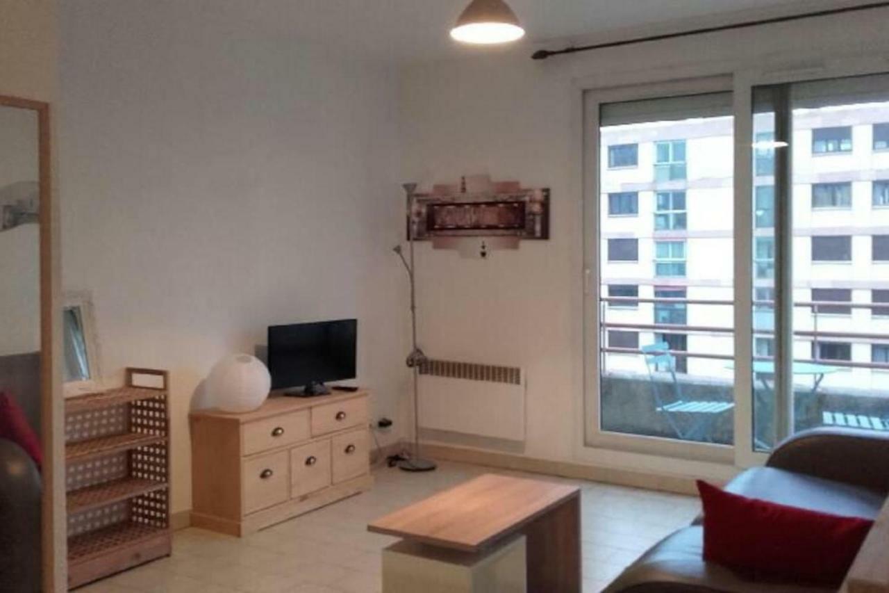 Apartamento Beau studio , ensoleillé, Wifi, etage 5 ascenceur Marsella Exterior foto
